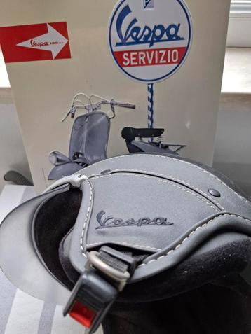 ORIGINELE VESPA HELM beschikbaar voor biedingen