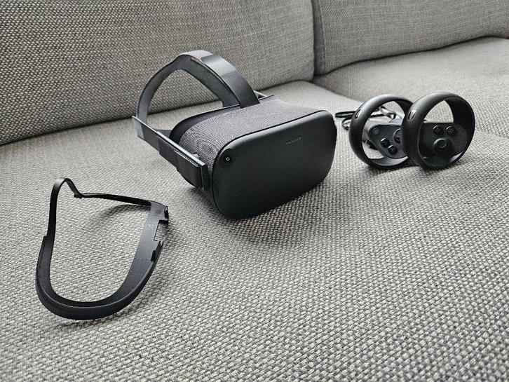 Lunettes VR Oculus/Meta Quest 1 - 128 Go de mémoire, Consoles de jeu & Jeux vidéo, Virtual Reality, Comme neuf, Autres plateformes