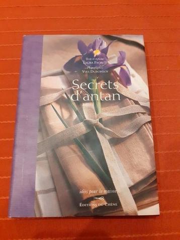 Secrets d'antan - Laura Fronty, Yves Duronsy (livre) beschikbaar voor biedingen