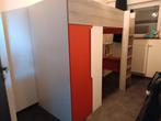 Hoogslaper 90x200 met grote kleerkast en bureau., Ophalen, Zo goed als nieuw, Hoogslaper