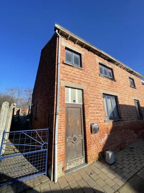 Charmant huisje Heers, Immo, Huizen en Appartementen te koop, Provincie Limburg, 200 tot 500 m², Twee onder één kap, F