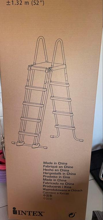 Échelle intex 132cm beschikbaar voor biedingen