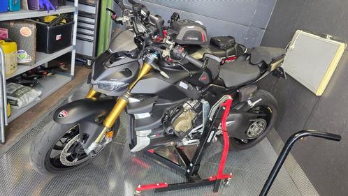 STREETFIGHTER V4S topstaat, Evotech, Duc performance carbon,, Motoren, Motoren | Ducati, Particulier, Naked bike, 4 cilinders