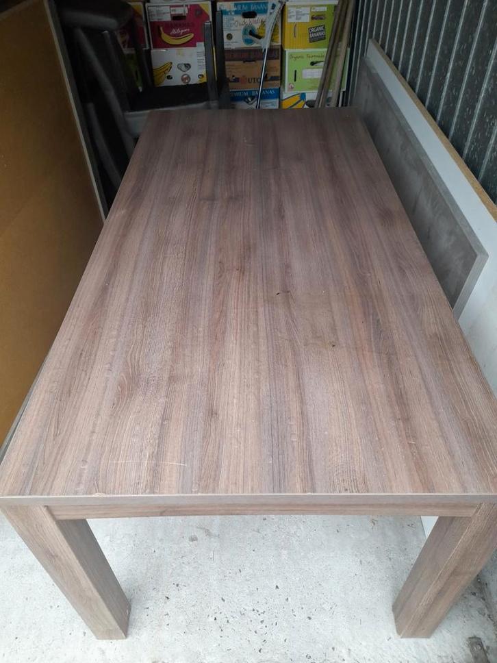 Tafel met 10 stoelen ikea model licht bruin, Huis en Inrichting, Complete inboedels, Ophalen