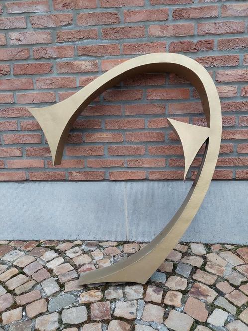 Magnifique lettre F belle dimension en aluminium doré, Antiek en Kunst, Kunst | Designobjecten, Ophalen