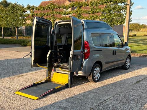 ♿️Fiat Doblo 1.6D Rolstoellift Invalide Mindervalide TPMR, Auto's, Fiat, Bedrijf, Te koop, Doblo, Aangepast voor mindervaliden