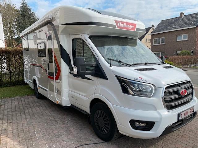 Mobilhome, Caravans en Kamperen, Mobilhomes, Particulier, tot en met 5, Half-integraal, Challenger, Ford, Diesel, Automaat, 6 tot 7 meter