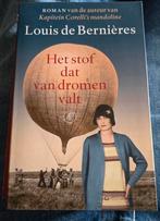 Louis de Bernières - Het stof dat van dromen valt, Ophalen, Zo goed als nieuw, Louis de Bernières