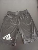 Voetbalshort Adidas, Maat L, Ophalen, Zo goed als nieuw, Broek