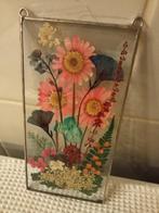 frame van gedroogde bloemen onder glas, Huis en Inrichting, Nieuw, Ophalen