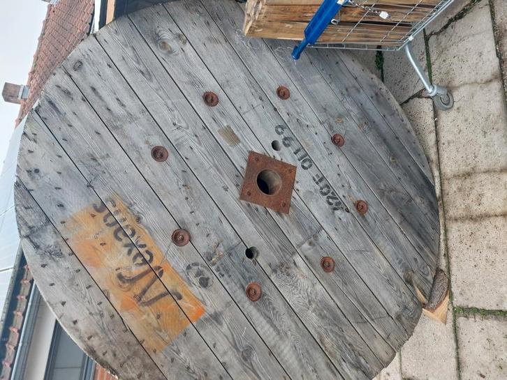 Kabelhaspel, Tuin en Terras, Tuintafels, Zo goed als nieuw, Ophalen of Verzenden
