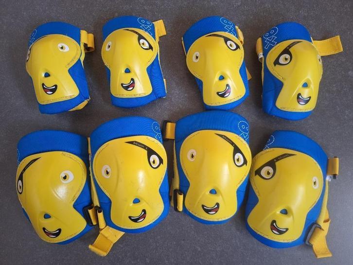 2 paar knie- en elleboogbeschermers XXS btwin, Kinderen en Baby's, Speelgoed | Buiten | Rolschaatsen, Zo goed als nieuw, Kinderen