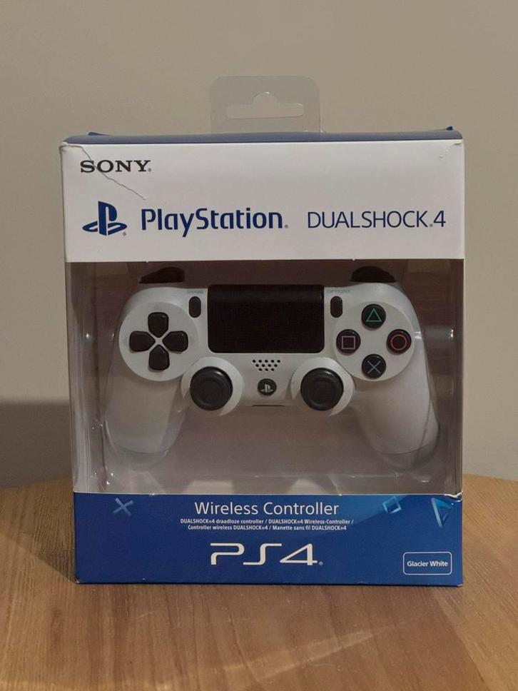 DualShock 4 V2 | gebruikt maar nog werkend, Games en Spelcomputers, Spelcomputers | Sony Consoles | Accessoires, Gebruikt, PlayStation 4