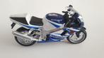 Suzuki GSX 750 r miniatuur Maisto, Verzamelen, Ophalen of Verzenden, Zo goed als nieuw