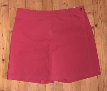 Authentic short-rok "XXXL"  beschikbaar voor biedingen