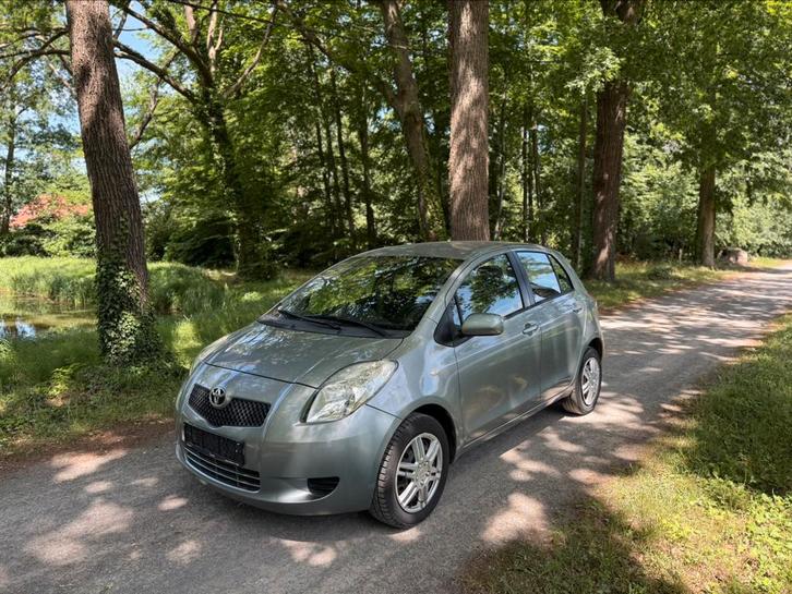 Toyota Yaris - 1.0 Benzine - Garantie 2 Jaar, Auto's, Toyota, Bedrijf, Te koop, Yaris, ABS, Airbags, Airconditioning, Alarm, Boordcomputer
