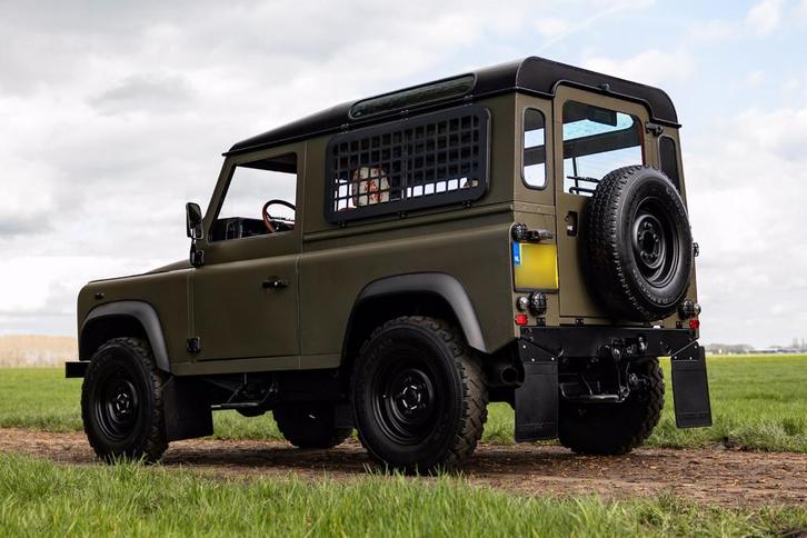 Land Rover Defender 90 TD5 Station Wagon, Auto's, Land Rover, Particulier, 4x4, Defender, Diesel, Euro 3, SUV of Terreinwagen