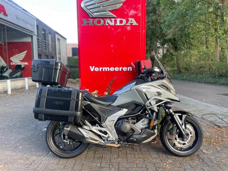 Honda NC750X DCT (bj 2023), Motoren, Motoren | Honda, Bedrijf, Toermotor