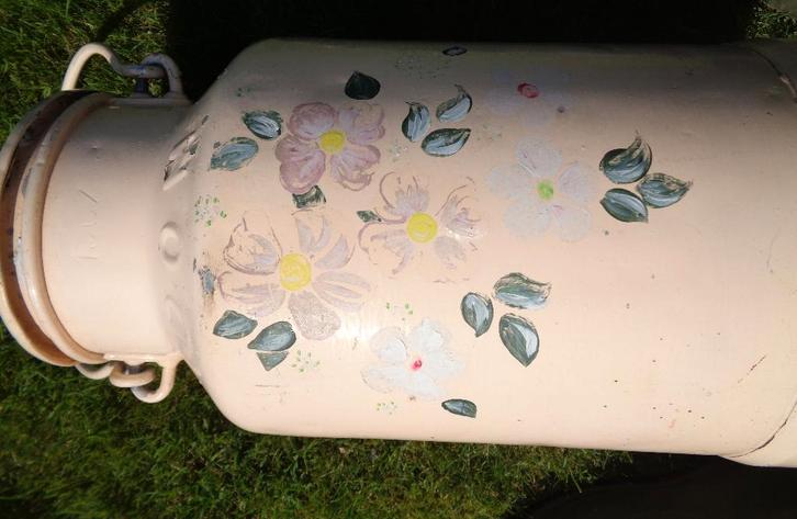 melkkan, Antiquités & Art, Curiosités & Brocante, Enlèvement