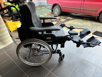 Invacare azalea kantelrolstoel, Diversen, Rolstoelen, Ophalen, Zo goed als nieuw, Handbewogen rolstoel