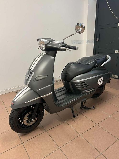 Met liefde gebruikte brommer, Fietsen en Brommers, Brommers | Honda, Gebruikt, Overige modellen, Klasse B (45 km/u), Ophalen