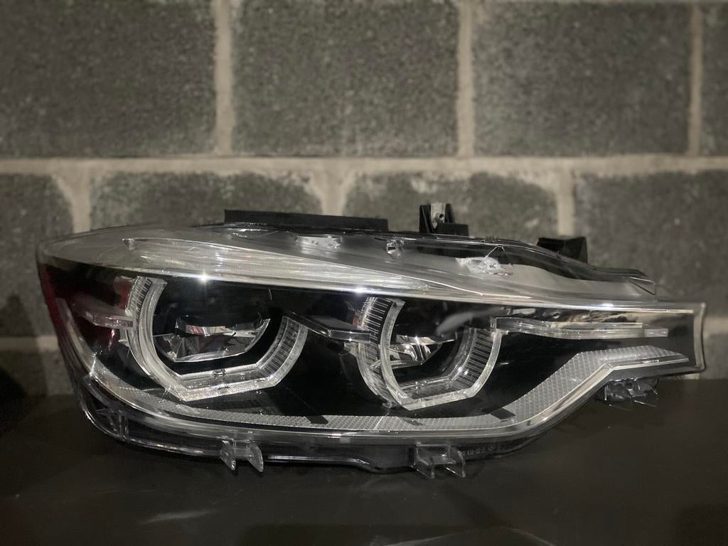Phare Droit ADAPTIVE LED BMW F30 F31 LCI 7214802, Enlèvement, Utilisé, BMW