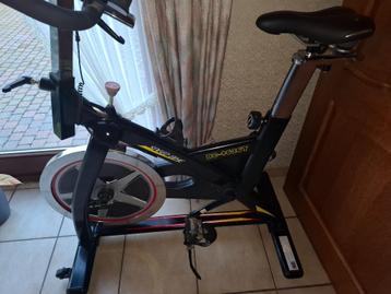 Hometrainer spinning fiets, Sport en Fitness, Ophalen, Gebruikt, Benen, Overige typen