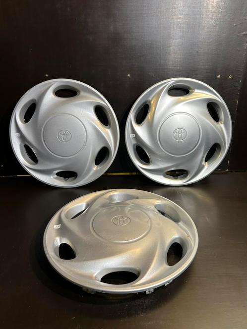 3 wieldoppen Toyota Corolla Verso Yaris 14", Auto diversen, Wieldoppen, Zo goed als nieuw, Ophalen of Verzenden