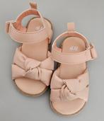 Baby meisje sandalen maat 18,19 h&m, Enfants & Bébés, Vêtements de bébé | Chaussures & Chaussettes, Enlèvement, Neuf