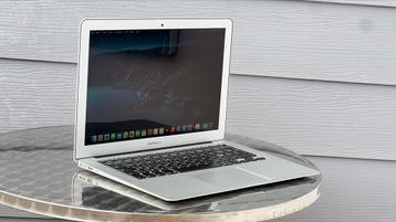 MACBOOK AIR 13 inch DÉBUT 2014  disponible aux enchères