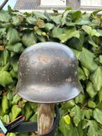 Duitse helm M35 groene camo Felddivisie, Verzamelen, Verzenden