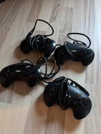 Sega Mega Drive controllers (4 stuks), Games en Spelcomputers, Spelcomputers | Sega, Ophalen of Verzenden, Gebruikt, Met 3 controllers of meer