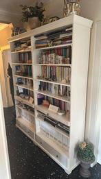 Prachtige witte boekenkast, Huis en Inrichting, Ophalen, Zo goed als nieuw
