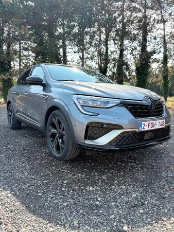 Renault Arkana hybride (gold edition) showroom staat beschikbaar voor biedingen