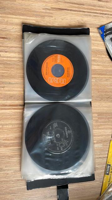 Vinyl Singles beschikbaar voor biedingen