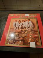 Vinyl plaat de strangers 30 jaar, Enlèvement ou Envoi, Utilisé, Chanson réaliste ou Smartlap