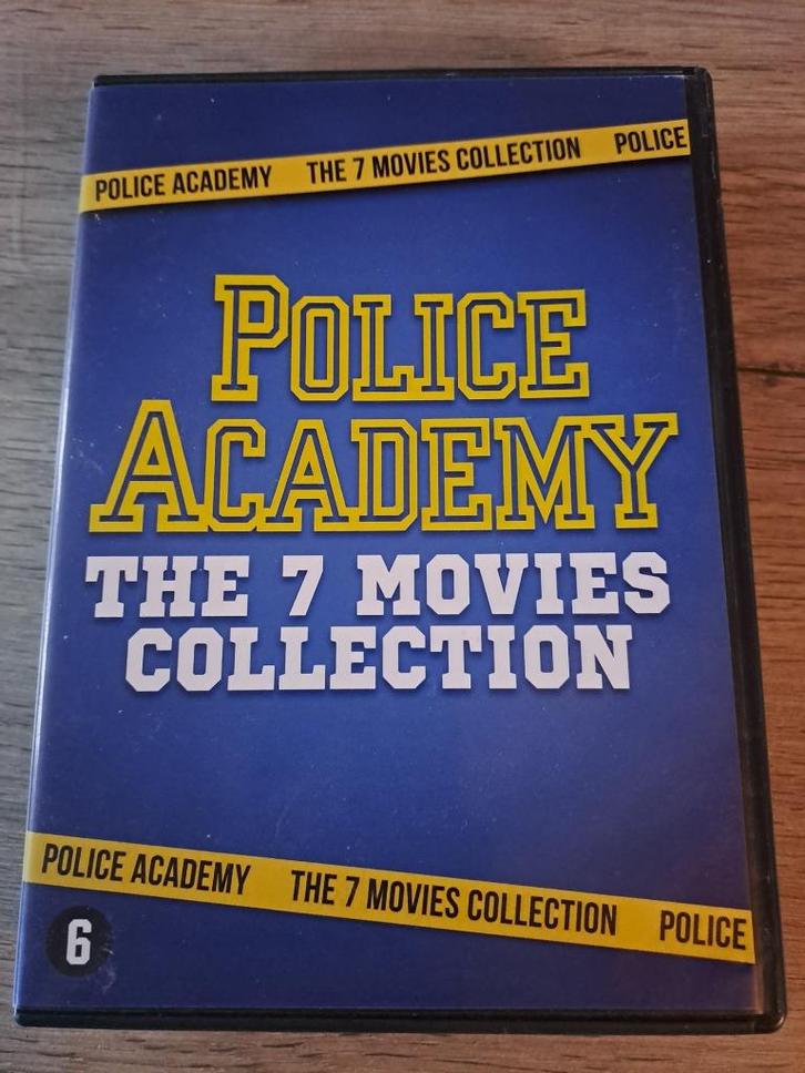 Police Academy 1-7, Cd's en Dvd's, Dvd's | Komedie, Zo goed als nieuw, Boxset, Ophalen of Verzenden