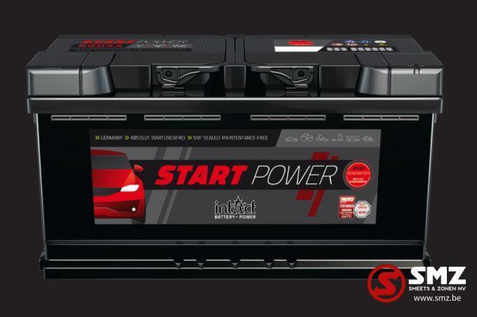 Batterie 12V 85AH (c20) 820A, Autos : Pièces & Accessoires, Pièces camion, Autres marques, Batteries et Accessoires, Neuf