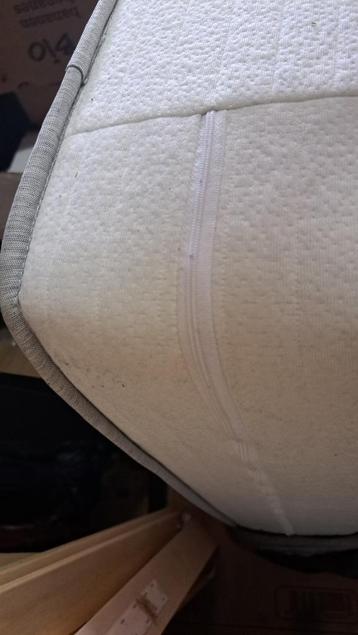 matelas 90 x 200 cm (21 cm épaisseur) beschikbaar voor biedingen