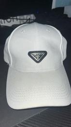 Prada pet wit, Prada, One size fits all, Ophalen of Verzenden, Pet