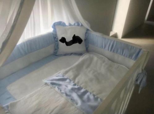 Mooie complete set: baby box +aankleding, Kinderen en Baby's, Babyparken, Zo goed als nieuw, Ophalen of Verzenden
