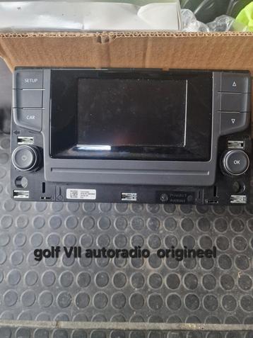 Golf VII autoradio + diffuser  beschikbaar voor biedingen