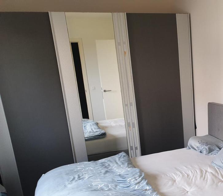 Kleerkast 270  200, Huis en Inrichting, Kasten | Kleerkasten, Gebruikt, 150 tot 200 cm, 200 cm of meer, 50 tot 75 cm, Met plank(en)