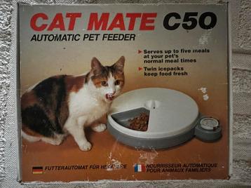 Automatische voederbak katten cat mate C50 nieuw beschikbaar voor biedingen