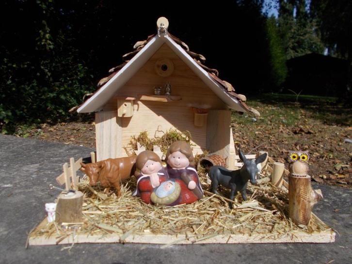 Crèche de Noël artisanale en bois neuve F14, Hobby & Loisirs créatifs, Articles de fête, Neuf, Enlèvement
