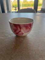 12 kopjes en 12 borden villeroy en bosh rose garden, Ophalen, Bord(en)