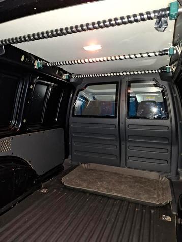 Kleerhangers VW caddy beschikbaar voor biedingen