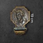 Bénitier en bronze antique Porte-eau bénite Jésus-Christ, Antiquités & Art, Enlèvement ou Envoi