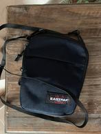 Sac Eastpak Homme bleu marine, Bijoux, Sacs & Beauté, Sacs | Sacs à bandoulière, Neuf