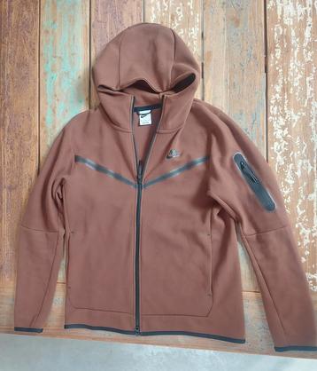 Nike Tech Fleece bruin, heren maat M beschikbaar voor biedingen